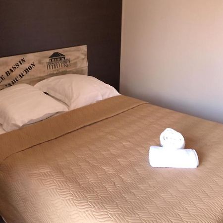 Hotel Le 28 ลาเตสเตอ-เดอ-บูค ภายนอก รูปภาพ
